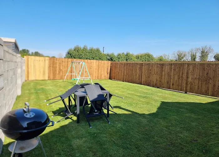 Apartamento Spacious Curragh 2-bed With Own Entrance Brownstown